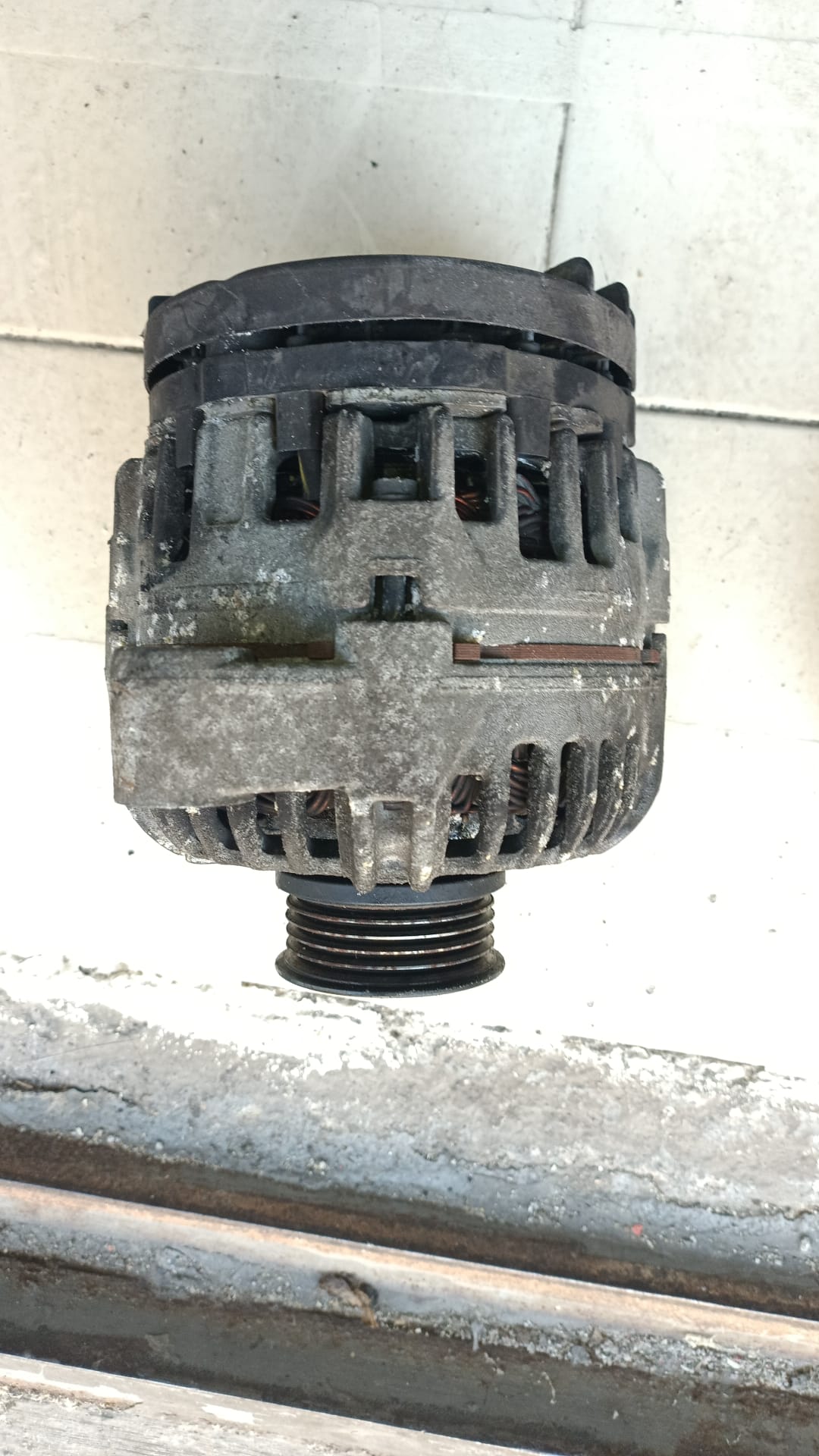 Alternatore Smart Fortwo W451 CDI 799 A0131546902 Usato