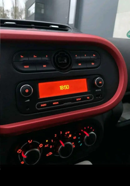 Renault Twingo anno2014 con soli 86000km già tagliandata