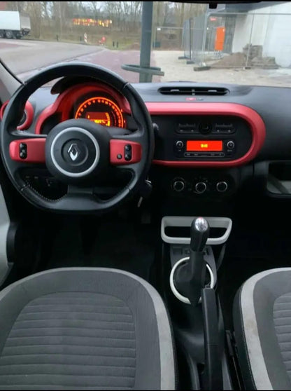 Renault Twingo anno2014 con soli 86000km già tagliandata